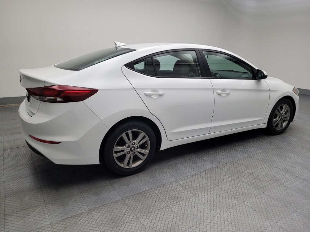 2017 Hyundai Elantra in Lombard, IL 60148 - 18075573 10