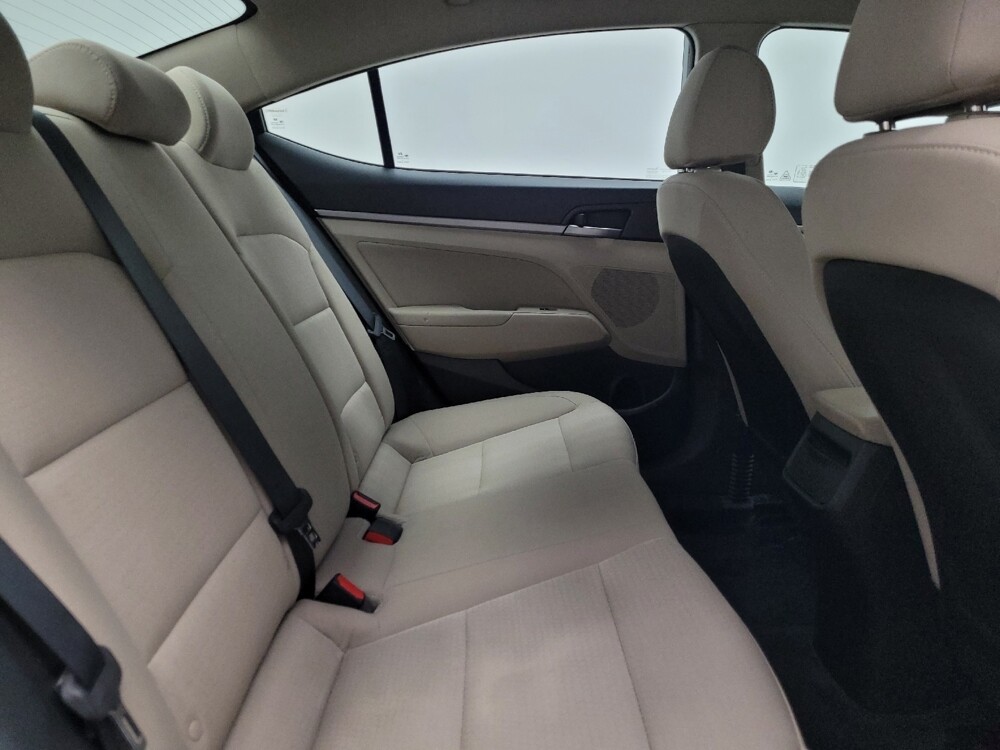 2017 Hyundai Elantra in Lombard, IL 60148 - 18075573 19