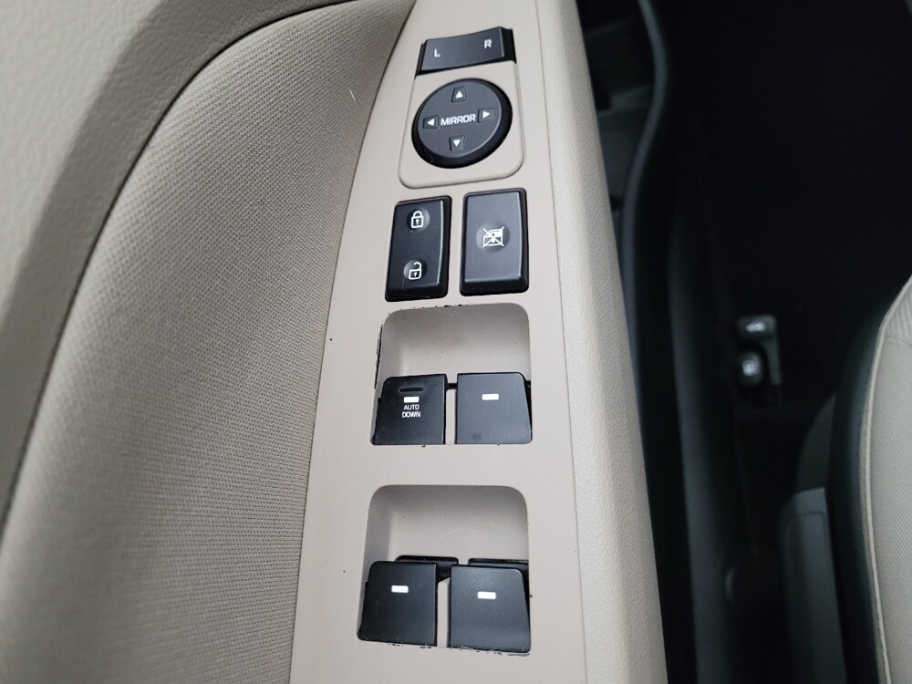 2017 Hyundai Elantra in Lombard, IL 60148 - 18075573 27