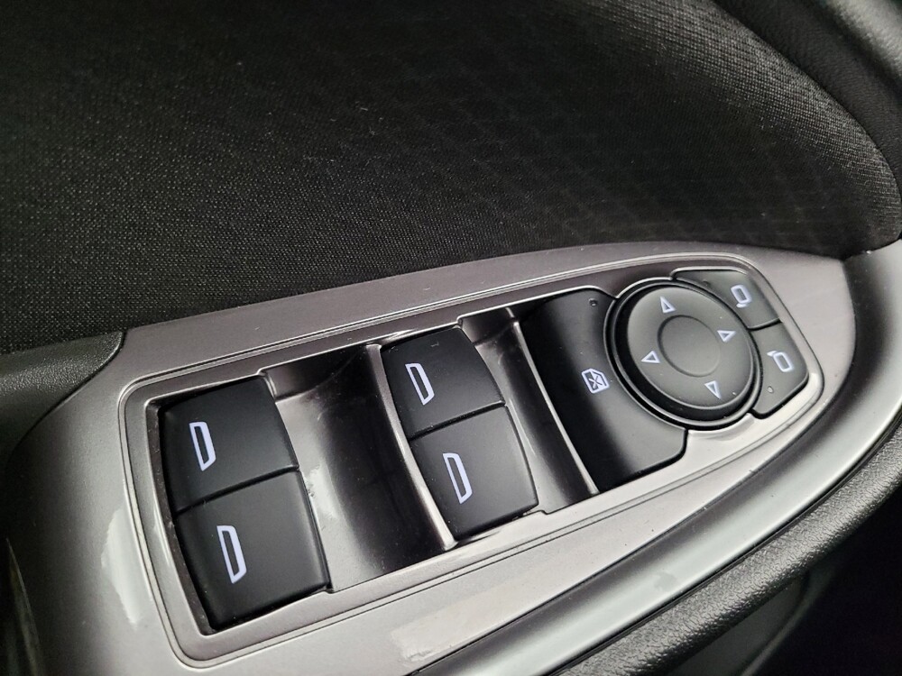 2018 Chevrolet Malibu in Antioch, TN 37013 - 18075589 27