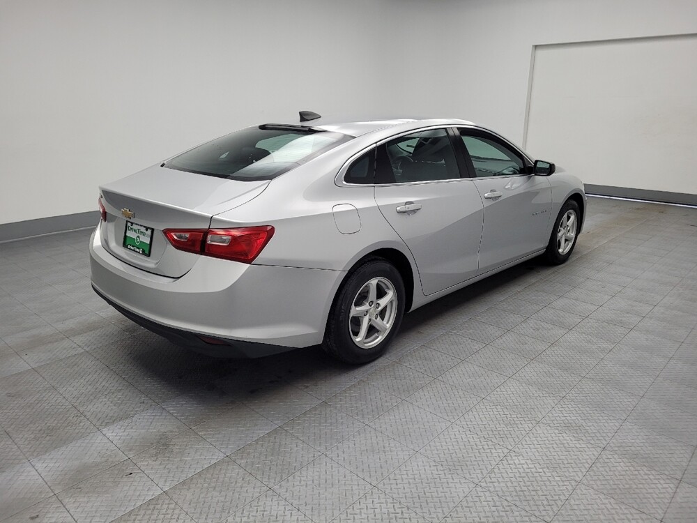 2018 Chevrolet Malibu in Antioch, TN 37013 - 18075589 9