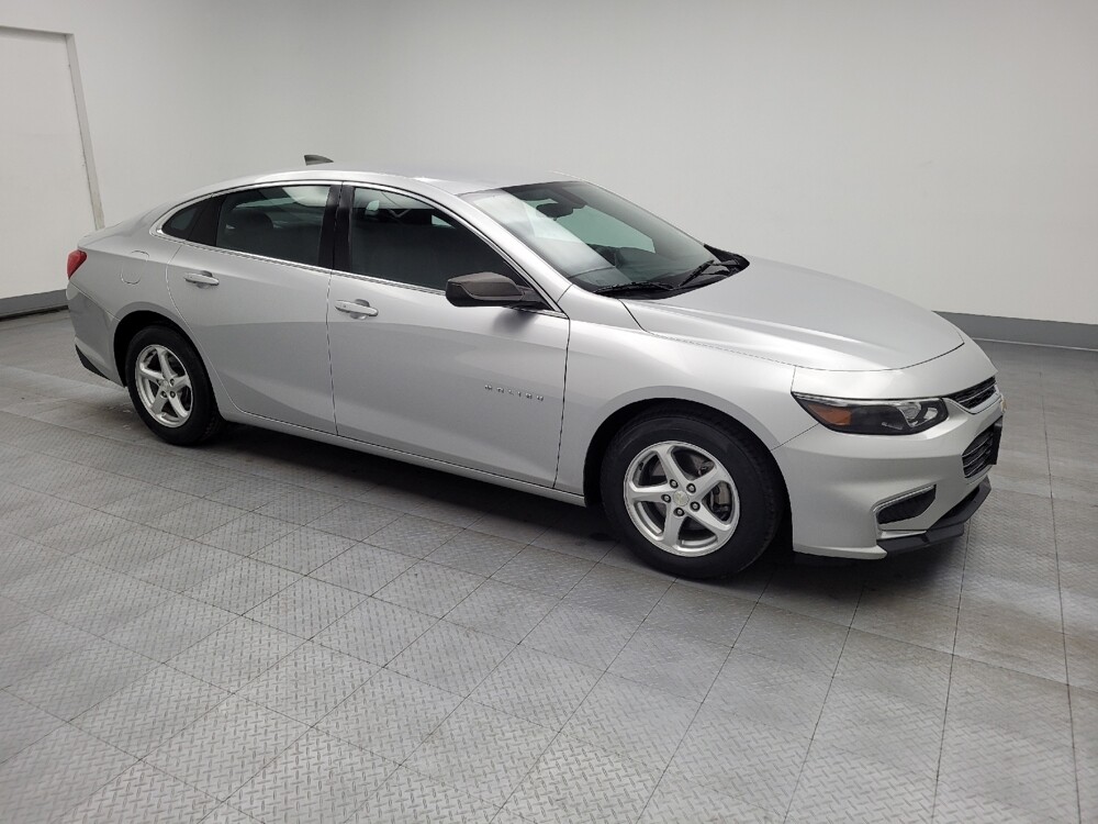 2018 Chevrolet Malibu in Antioch, TN 37013 - 18075589 13