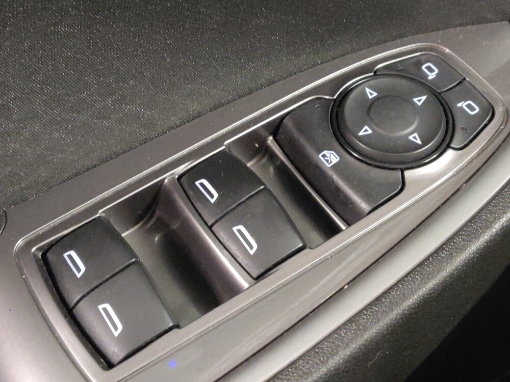 2020 Chevrolet Malibu in Houston, TX 77060 - 18075612 27