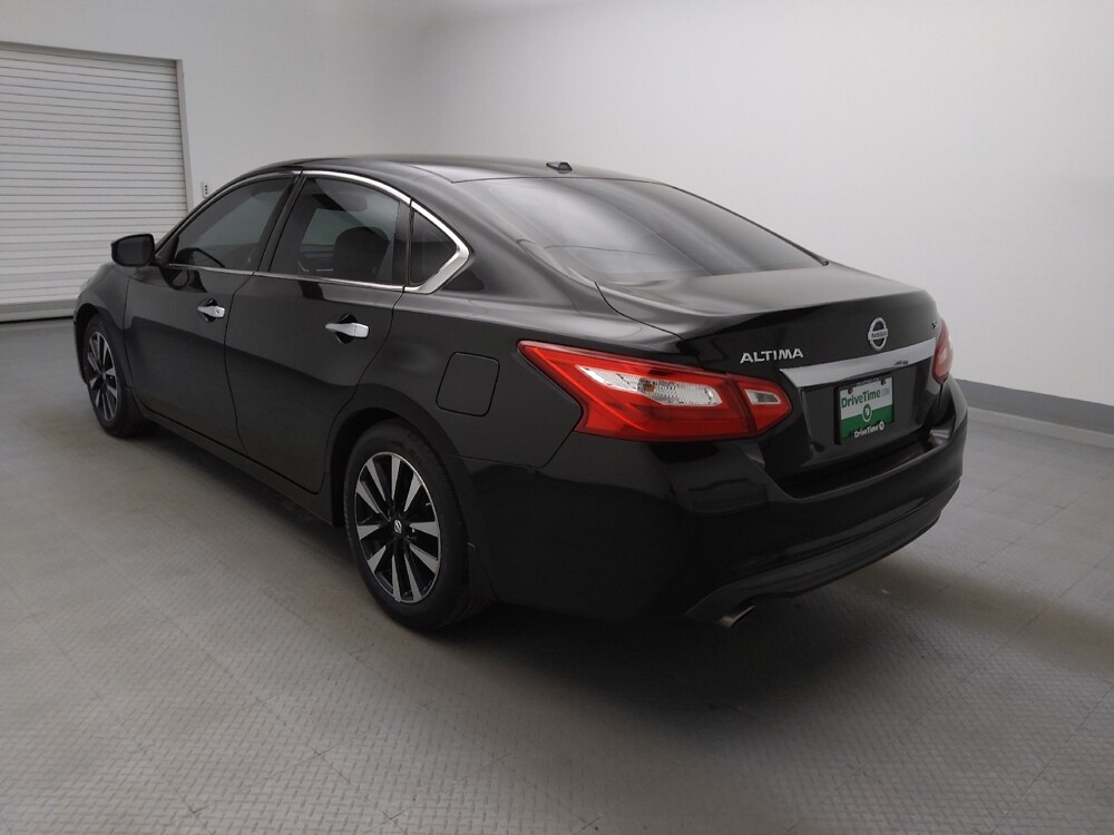 2017 Nissan Altima in Colorado Springs, CO 80909 - 18075634 5