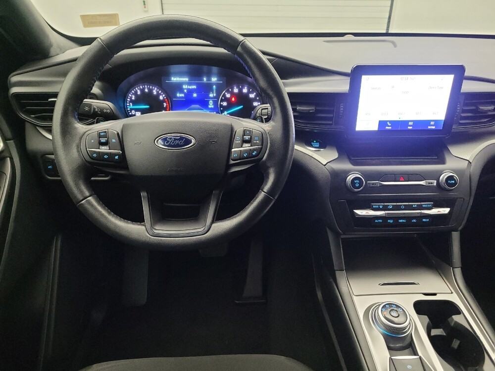 2020 Ford Explorer in Miamisburg, OH 45342 - 18075637 22