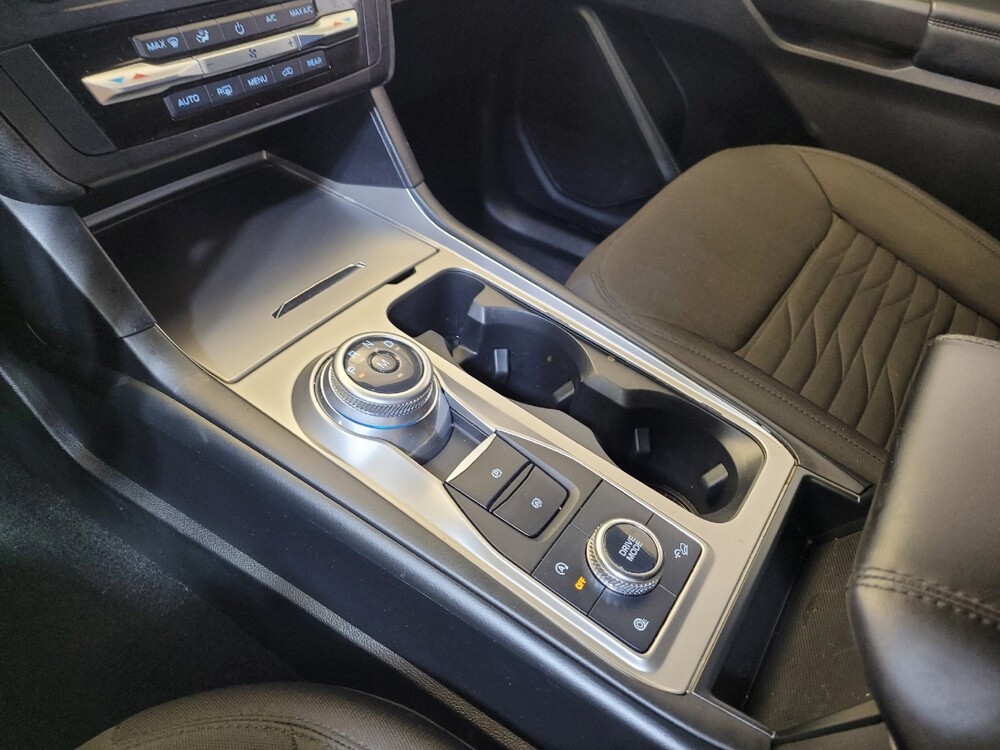 2020 Ford Explorer in Miamisburg, OH 45342 - 18075637 26