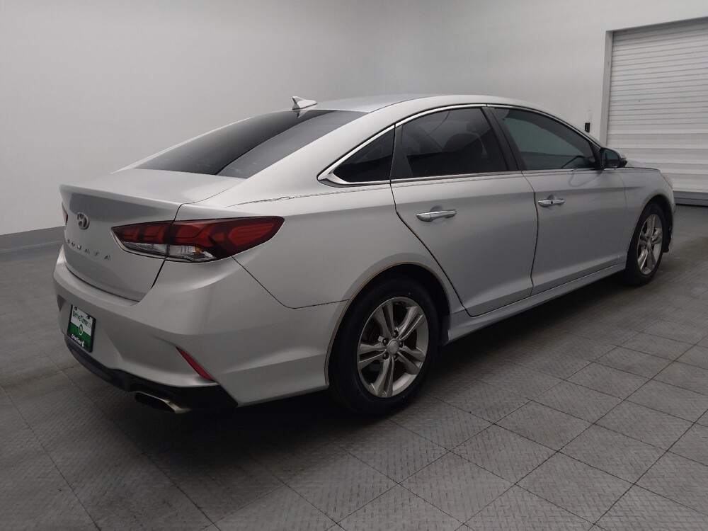 2018 Hyundai Sonata in Charleston, SC 29414 - 18075651 10