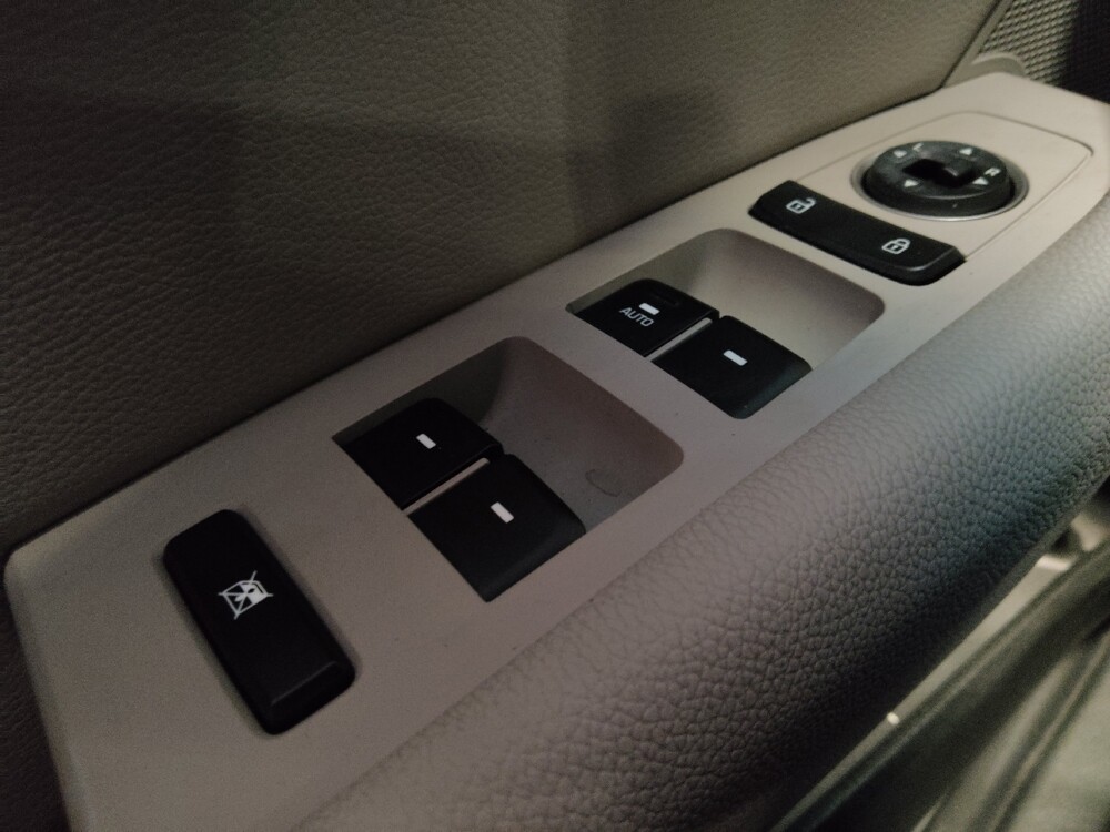 2018 Hyundai Sonata in Charleston, SC 29414 - 18075651 27