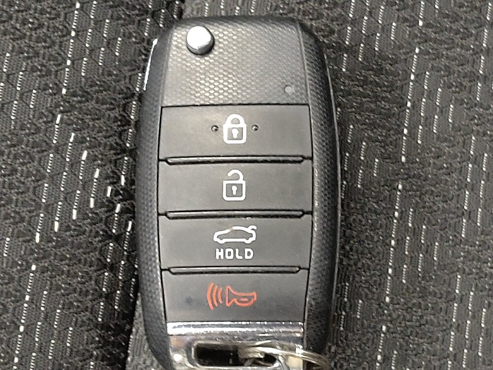 2018 Kia Rio in Oklahoma City, OK 73139 - 18075674 32