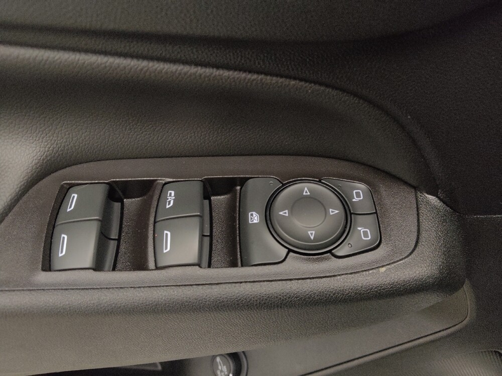 2019 Chevrolet Equinox in Independence, MO 64055 - 18075682 27