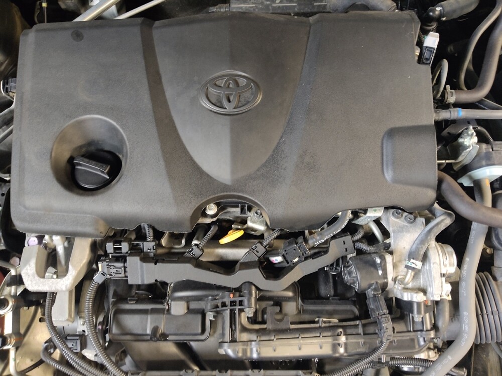 2021 Toyota Camry in Greensboro, NC 27407 - 18075692 30