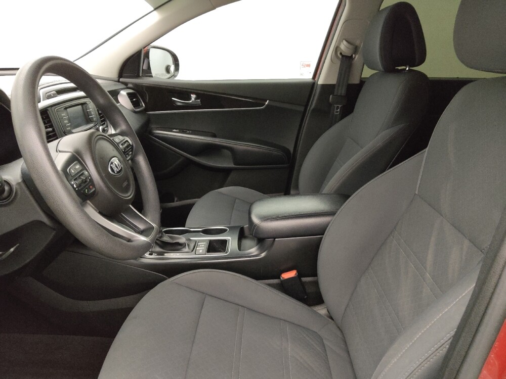 2016 Kia Sorento in Bradenton, FL 34207 - 18075701 17