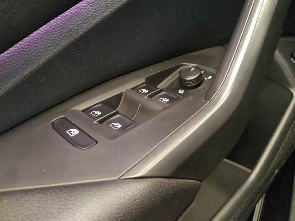 2019 Volkswagen Jetta in Mesa, AZ 85210 - 18075707 27