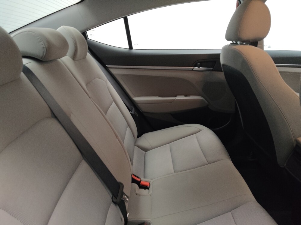 2017 Hyundai Elantra in Lombard, IL 60148 - 18075713 19