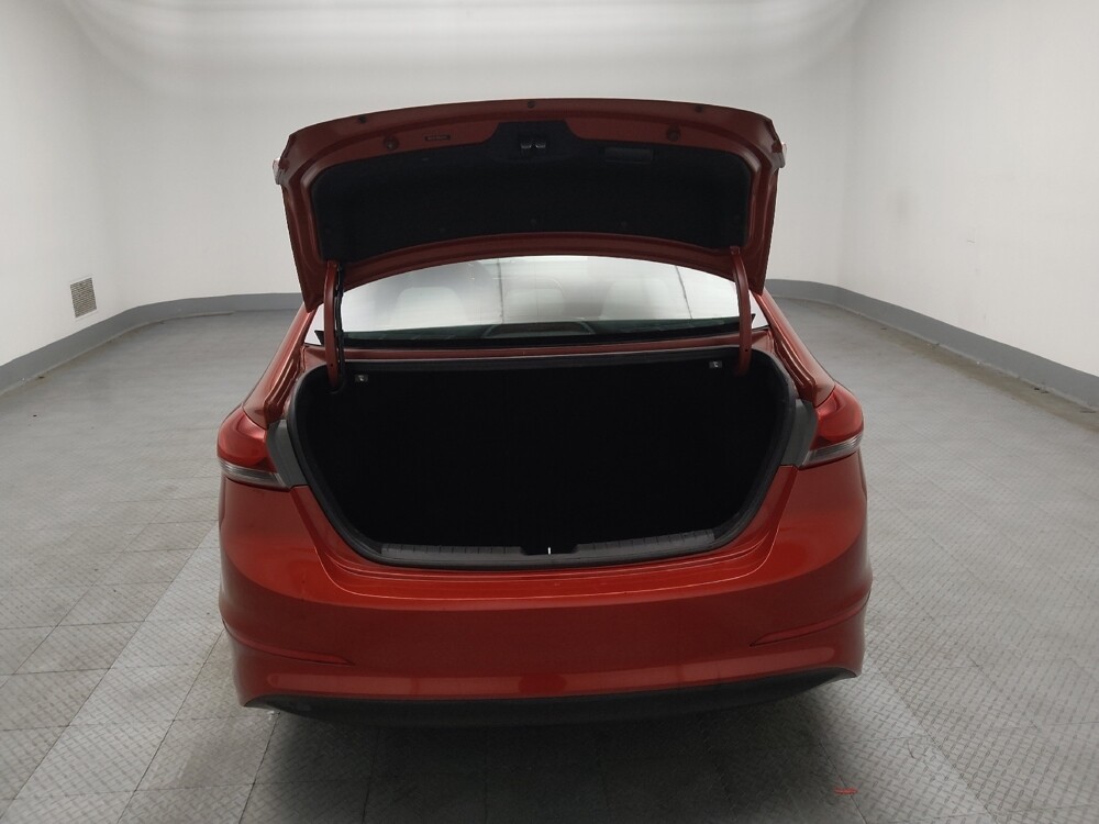 2017 Hyundai Elantra in Lombard, IL 60148 - 18075713 29