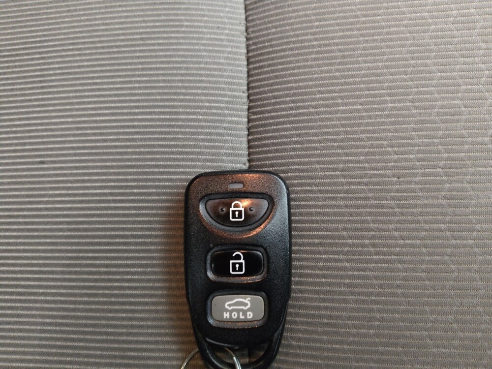 2017 Hyundai Elantra in Lombard, IL 60148 - 18075713 32