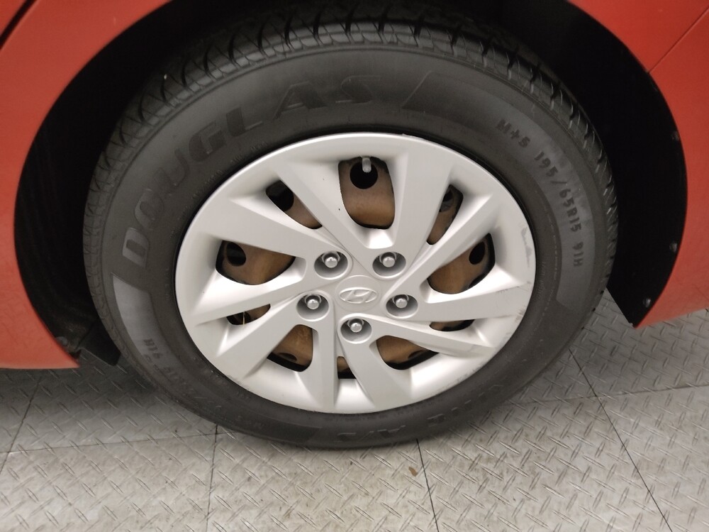 2017 Hyundai Elantra in Lombard, IL 60148 - 18075713 31