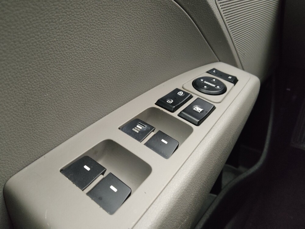 2017 Hyundai Elantra in Lombard, IL 60148 - 18075713 27