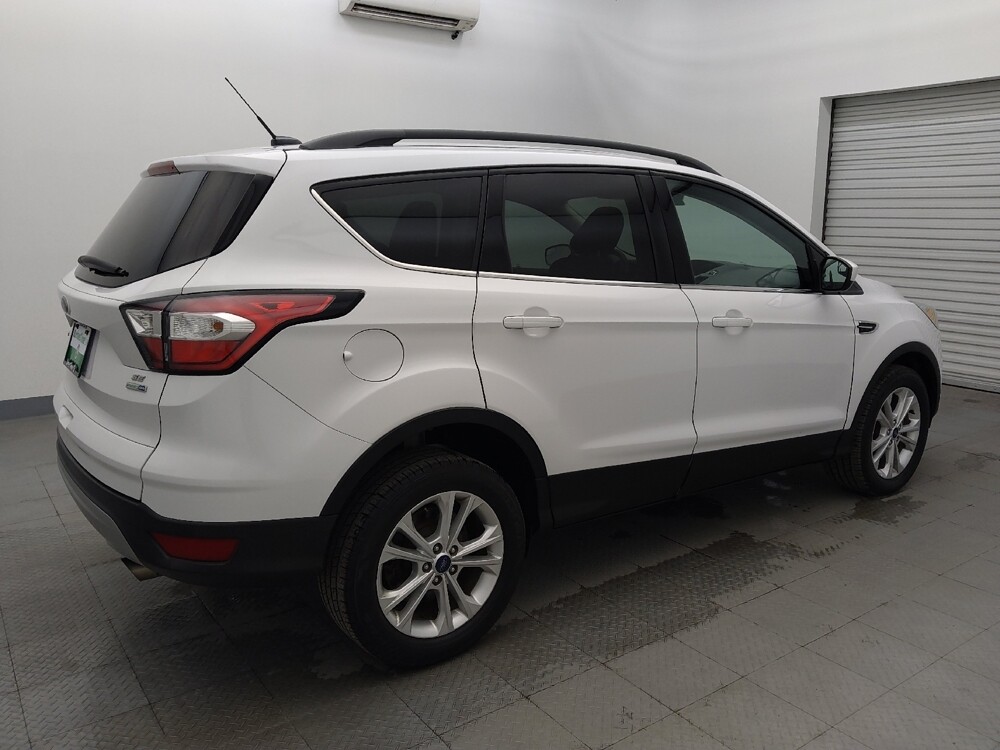 2018 Ford Escape in Houston, TX 77034 - 18075719 10