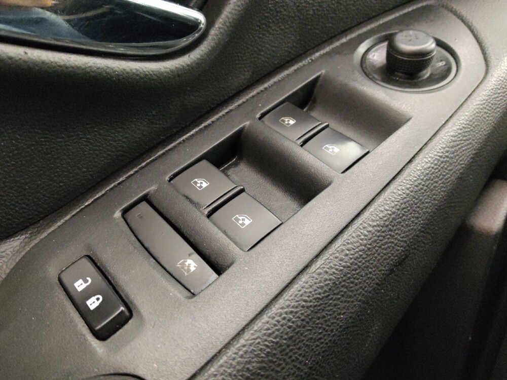 2019 Chevrolet Trax in Phoenix, AZ 85022 - 18075734 27