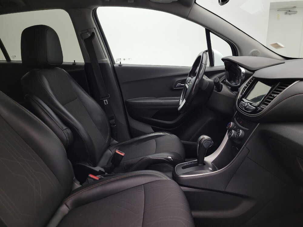 2019 Chevrolet Trax in Phoenix, AZ 85022 - 18075734 21