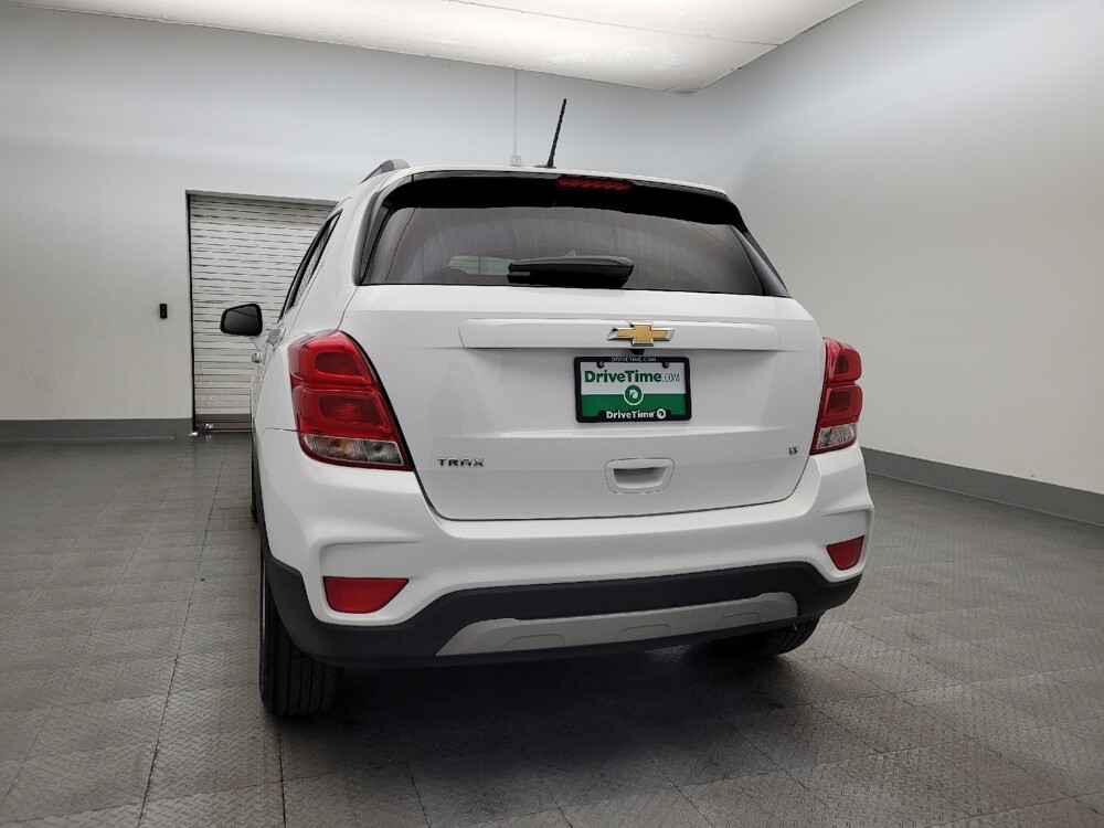 2019 Chevrolet Trax in Phoenix, AZ 85022 - 18075734 6