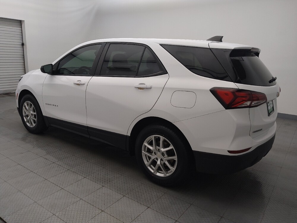 2022 Chevrolet Equinox in Live Oak, TX 78233 - 18075744 3