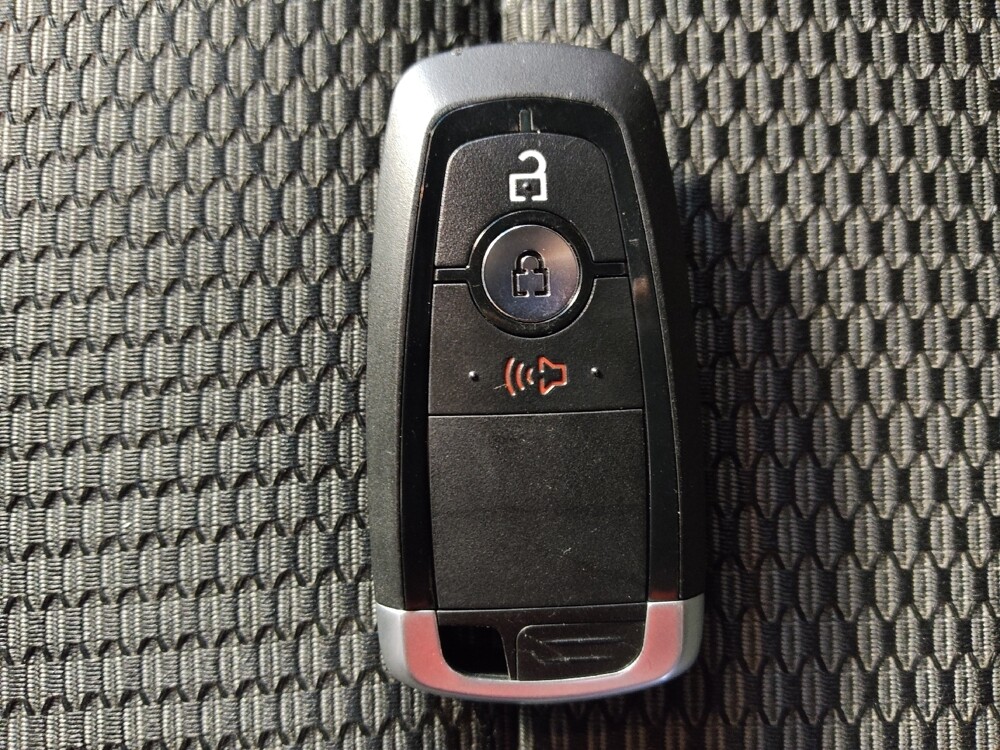 2019 Ford Explorer in Houston, TX 77060 - 18075763 32