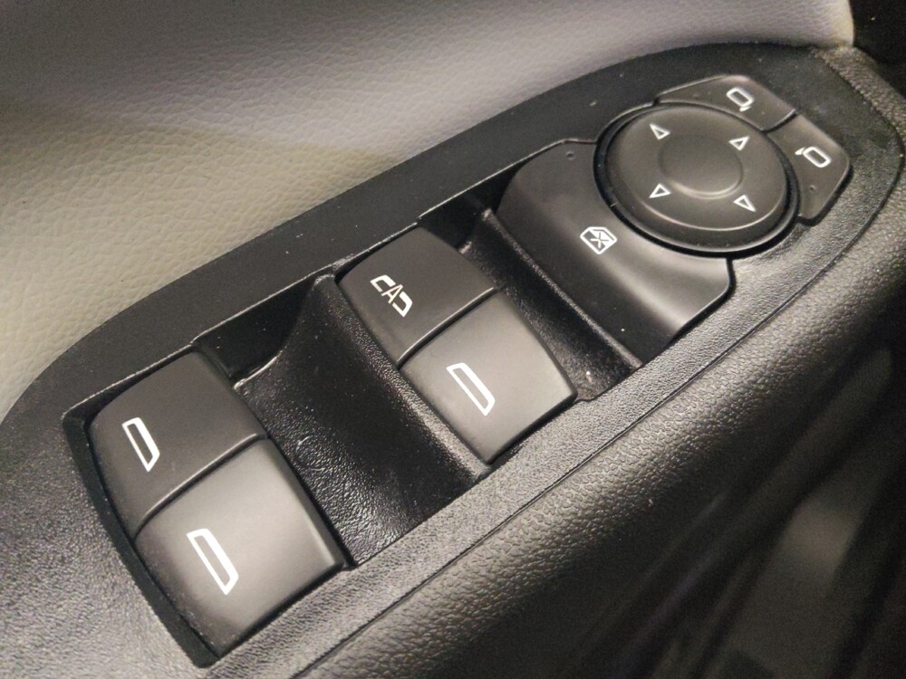 2018 Chevrolet Equinox in San Antonio, TX 78238 - 18075785 27