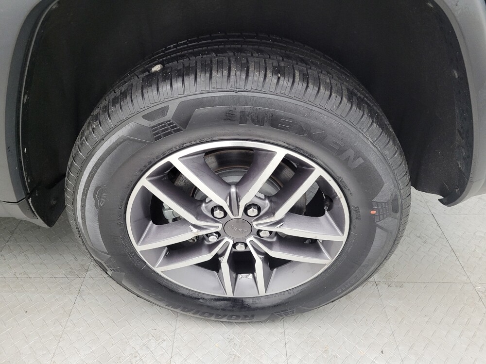 2021 Jeep Grand Cherokee in Louisville, KY 40258 - 18075787 31