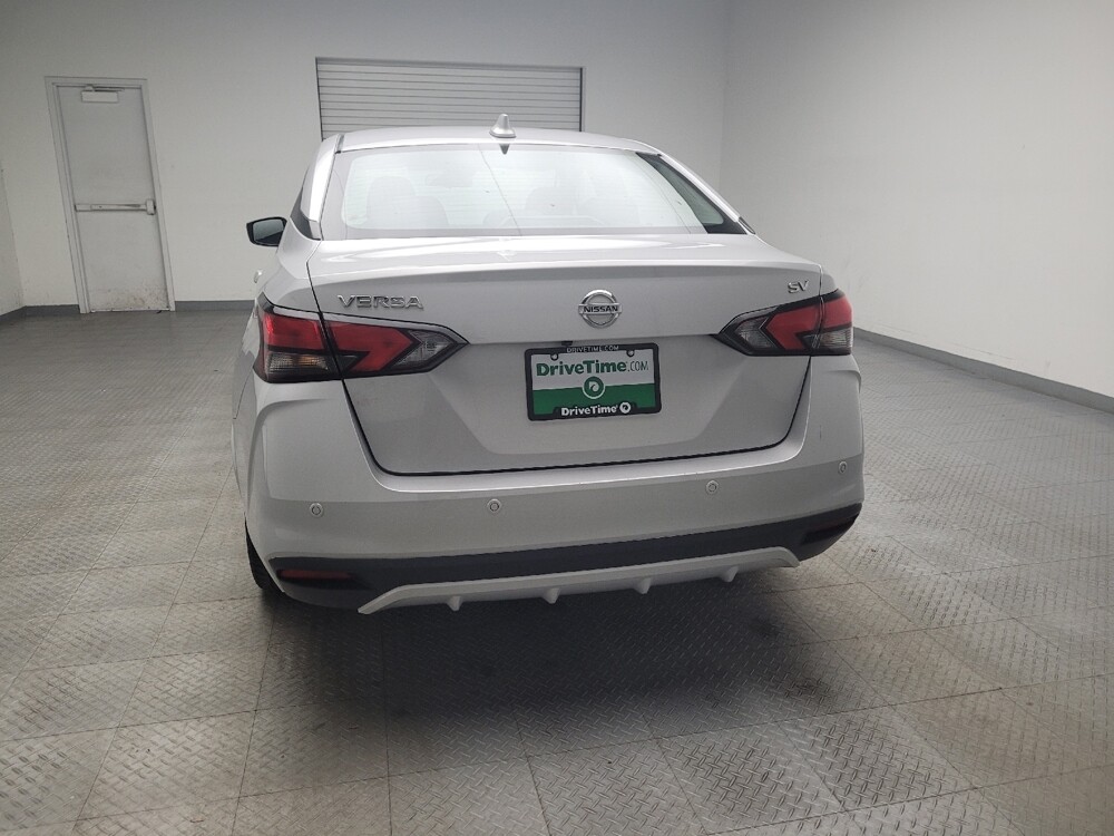 2021 Nissan Versa in Grand Rapids, MI 49508 - 18075800 6