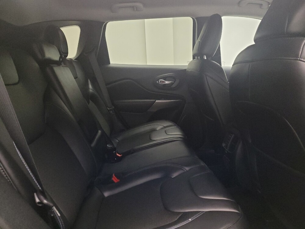 2020 Jeep Cherokee in Grand Rapids, MI 49508 - 18075803 19