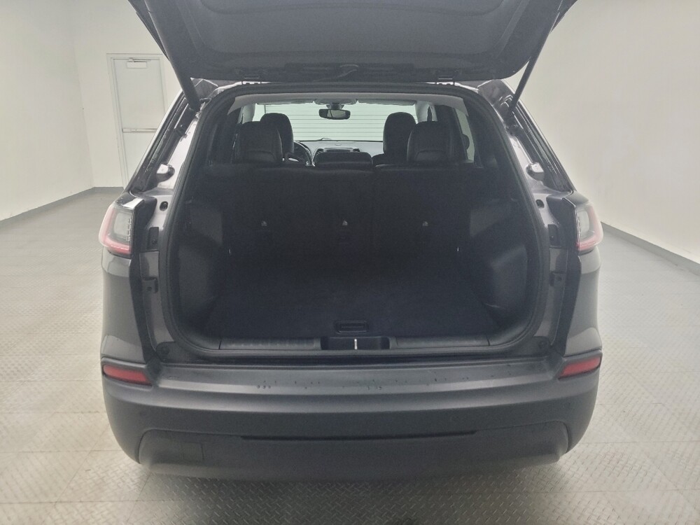 2020 Jeep Cherokee in Grand Rapids, MI 49508 - 18075803 29