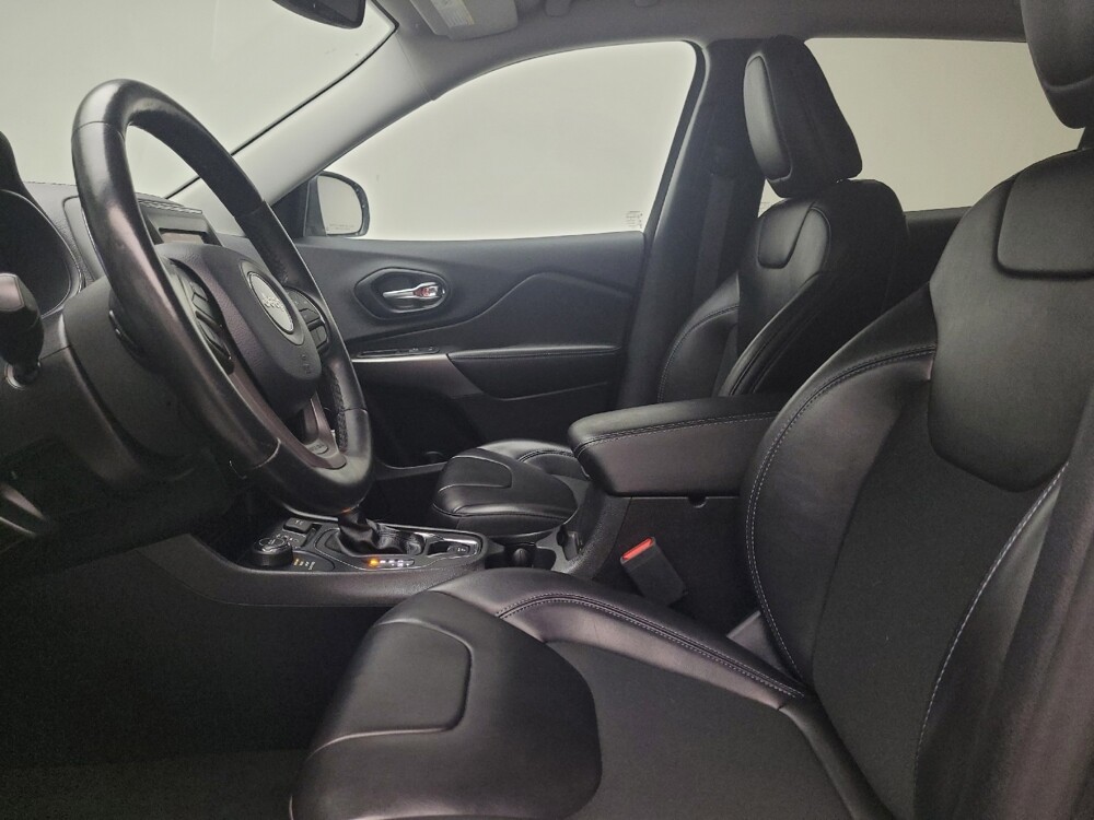 2020 Jeep Cherokee in Grand Rapids, MI 49508 - 18075803 17