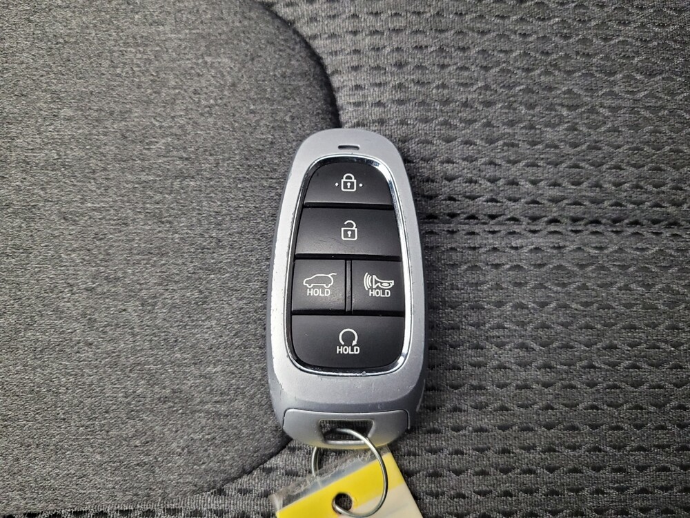 2022 Hyundai Santa Fe in Miamisburg, OH 45342 - 18075816 32