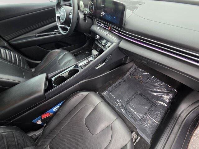 2021 Hyundai Elantra in Mesa, AZ 85212 - 18075832 31