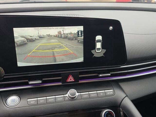 2021 Hyundai Elantra in Mesa, AZ 85212 - 18075832 49