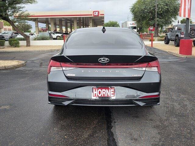 2021 Hyundai Elantra in Mesa, AZ 85212 - 18075832 38