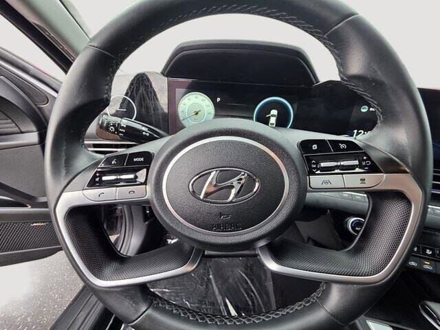 2021 Hyundai Elantra in Mesa, AZ 85212 - 18075832 23