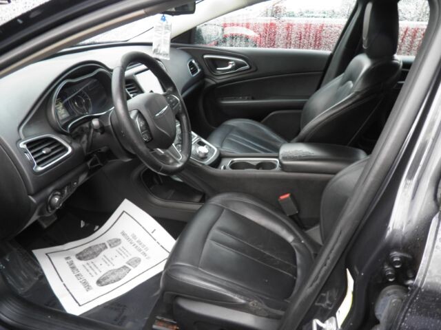 2017 Chrysler 200 in Barton, MD 21521 - 18075837 2