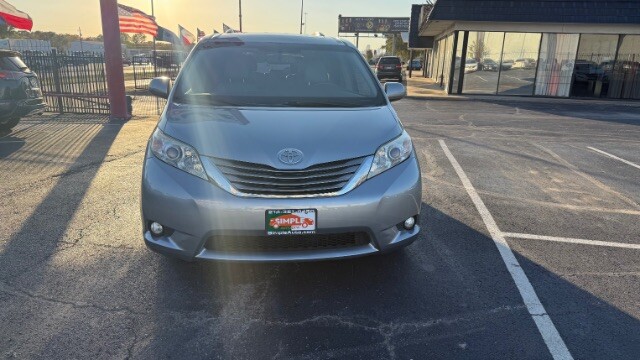 2015 Toyota Sienna in Dallas, TX 75228 - 18075841 2