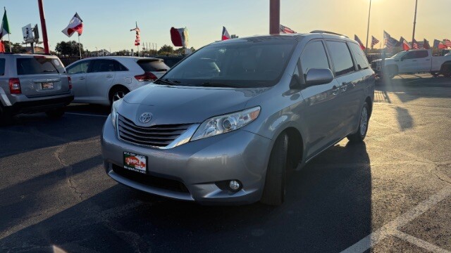 2015 Toyota Sienna in Dallas, TX 75228 - 18075841