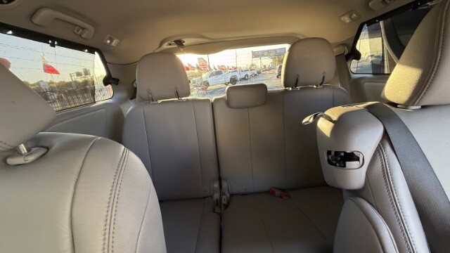 2015 Toyota Sienna in Dallas, TX 75228 - 18075841 19