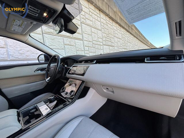 2018 Land Rover Range Rover Velar in Decatur, GA 30032 - 18075844 19