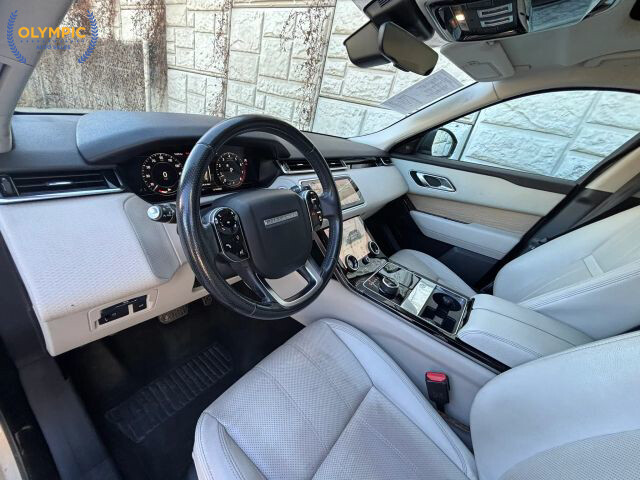 2018 Land Rover Range Rover Velar in Decatur, GA 30032 - 18075844 17
