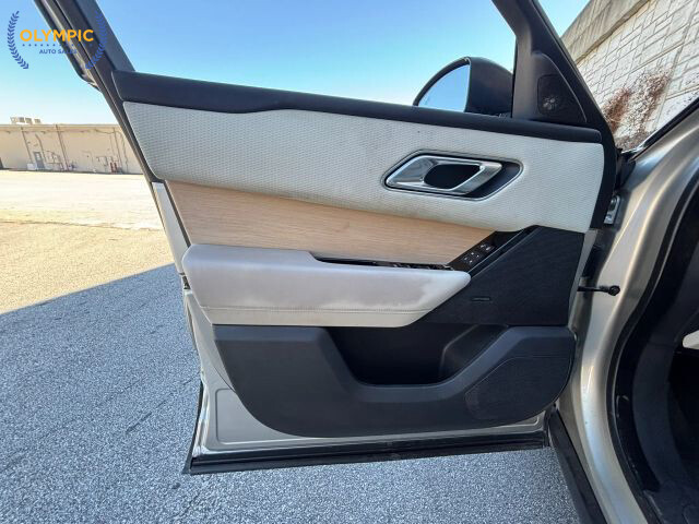 2018 Land Rover Range Rover Velar in Decatur, GA 30032 - 18075844 44