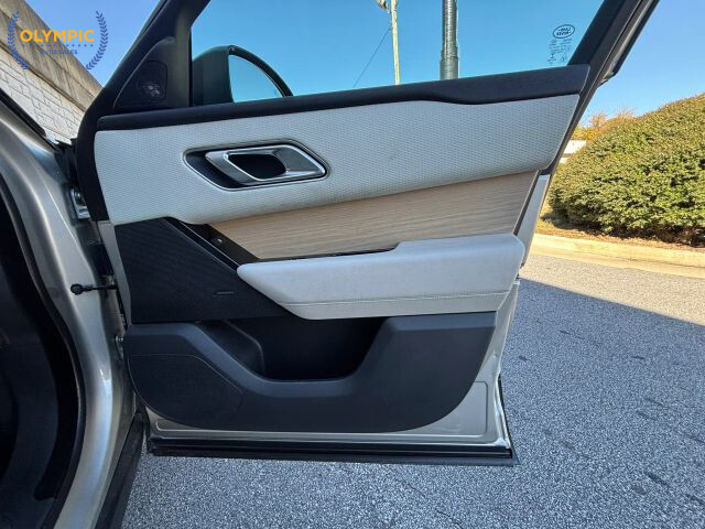 2018 Land Rover Range Rover Velar in Decatur, GA 30032 - 18075844 45