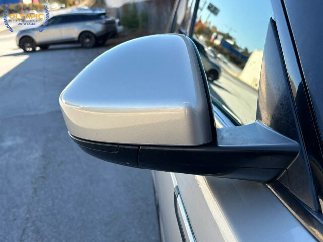 2018 Land Rover Range Rover Velar in Decatur, GA 30032 - 18075844 14