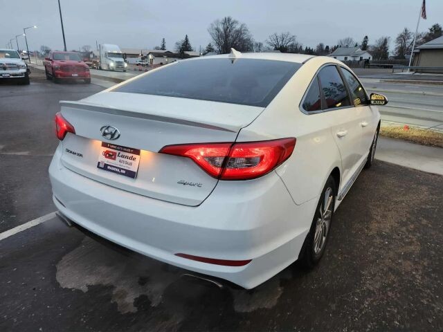 2016 Hyundai Sonata in Wadena, MN 56482 - 18075847 6