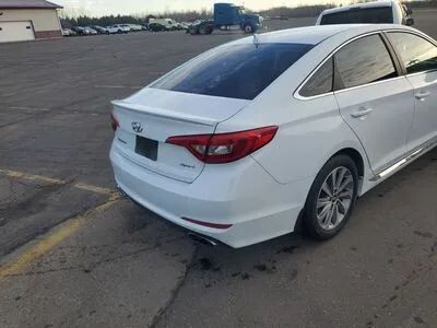 2016 Hyundai Sonata in Wadena, MN 56482 - 18075847 23